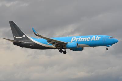 Photo of aircraft N5237A operated by Amazon Prime Air