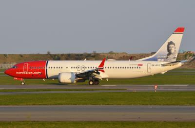 Photo of aircraft SE-RTC operated by Norwegian Air Sweden