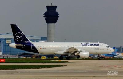 Photo of aircraft D-AIZD operated by Lufthansa