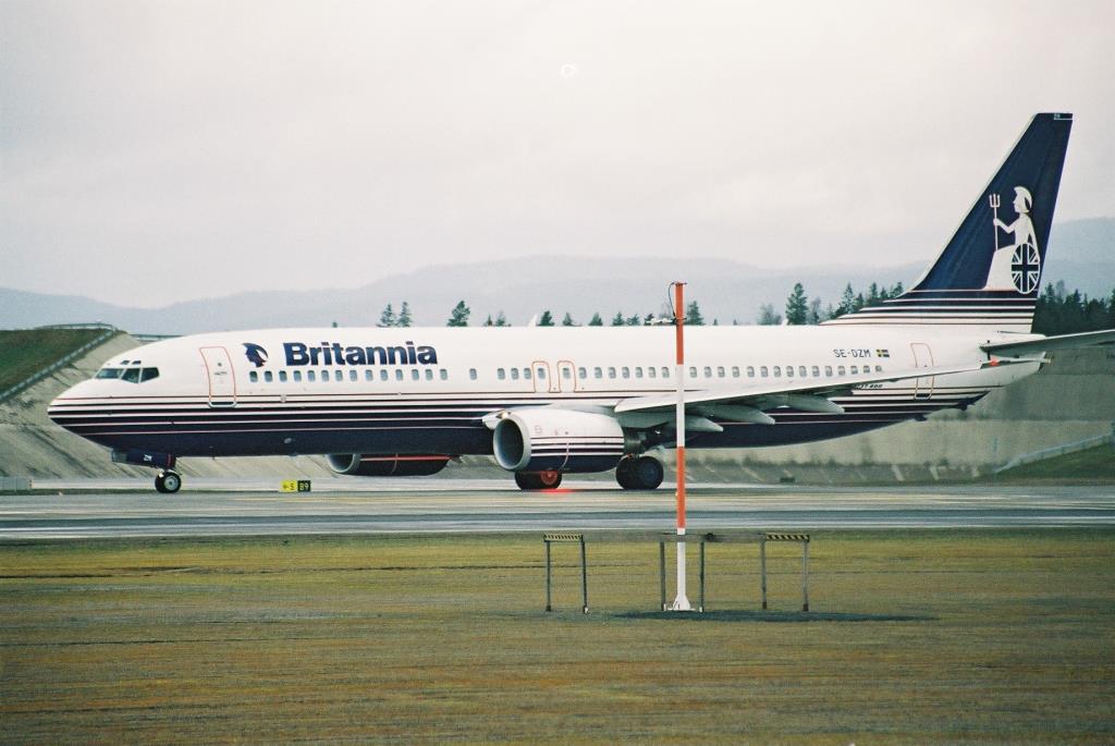 Photo of aircraft SE-DZM operated by Britannia Airways AB