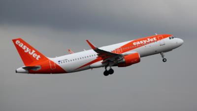 Photo of aircraft G-EZRN operated by easyJet