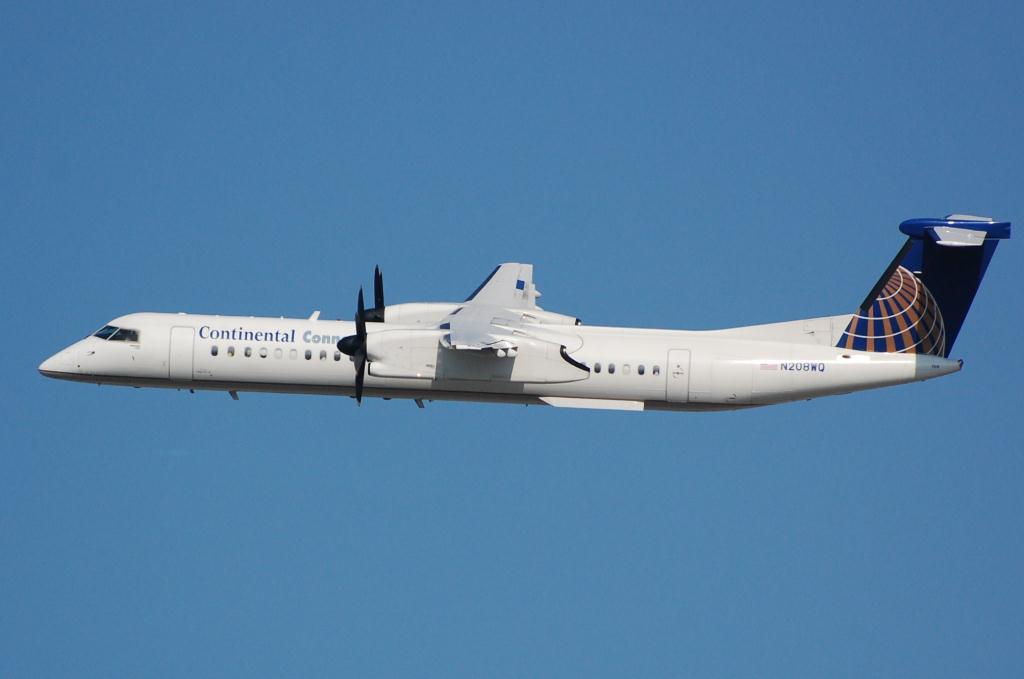 Photo of aircraft N208WQ operated by Colgan Air