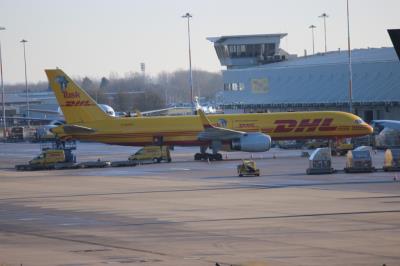 Image of aircraft registration G-DHKR - A 757-223(WL) operated by DHL Air