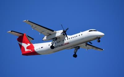 Photo of aircraft VH-TQL operated by QantasLink