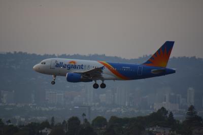 Photo of aircraft N338NV operated by Allegiant Air
