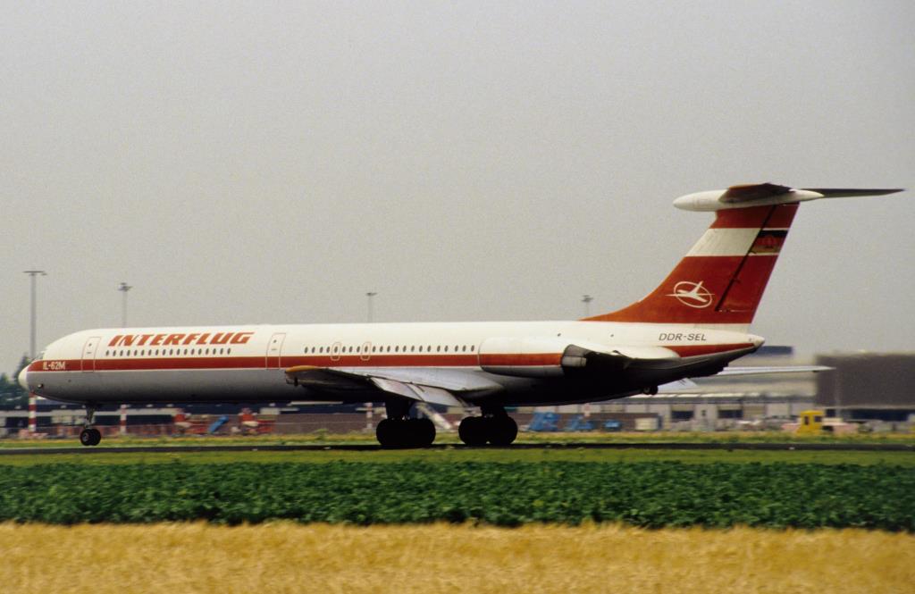 Photo of aircraft DDR-SEL operated by Interflug