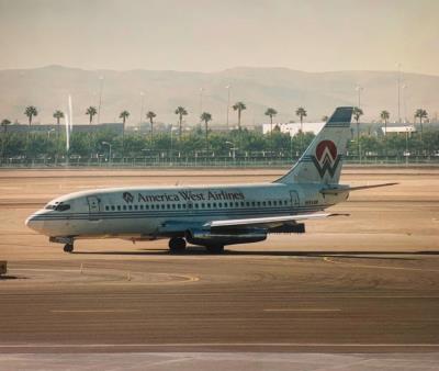 Photo of aircraft N189AW operated by America West Airlines