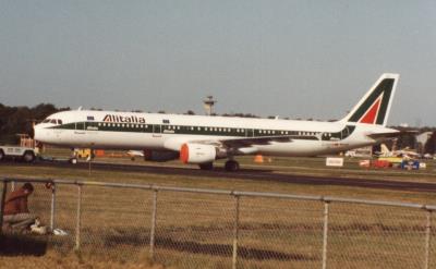 Photo of aircraft I-BIXU operated by Alitalia
