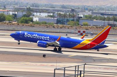 Photo of aircraft N8785L operated by Southwest Airlines