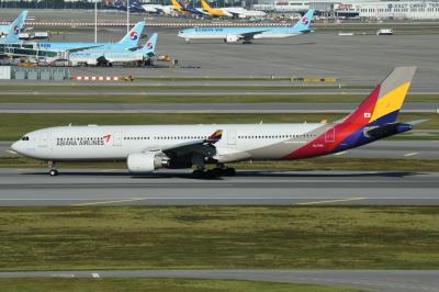 Photo of aircraft HL7794 operated by Asiana Airlines