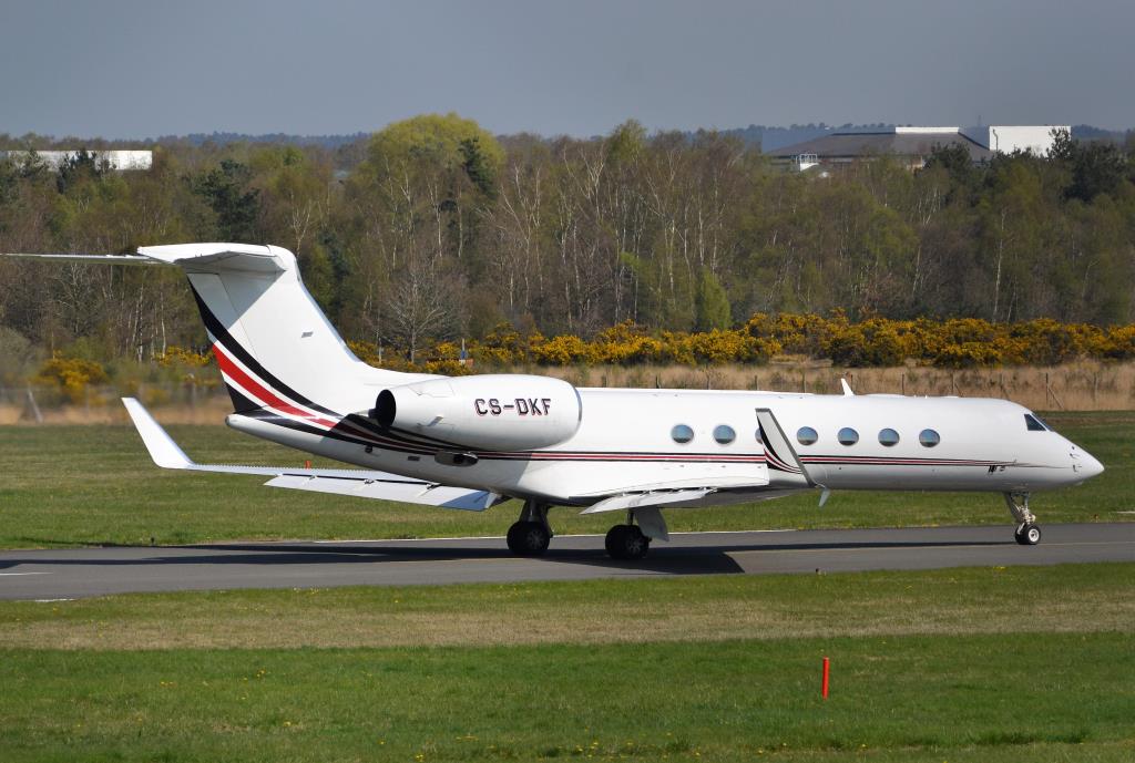 Photo of aircraft CS-DKF operated by Netjets Europe