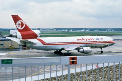 Photo of aircraft 9M-MAV operated by Malaysia Airlines