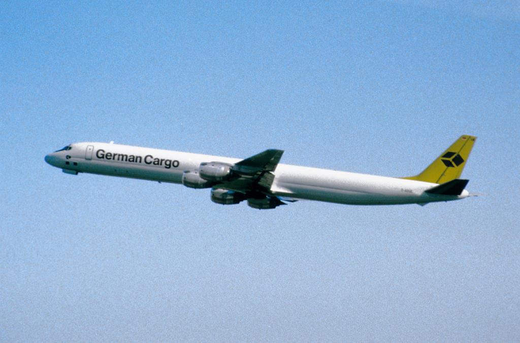 Photo of aircraft D-ADUE operated by German Cargo