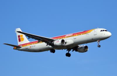 Image of aircraft registration EC-JEJ - A A321-211 operated by Iberia