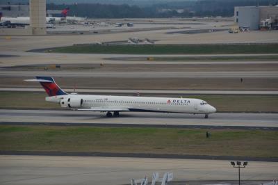 Image of aircraft registration N931DN - A MD-90-30 operated by Delta Air Lines