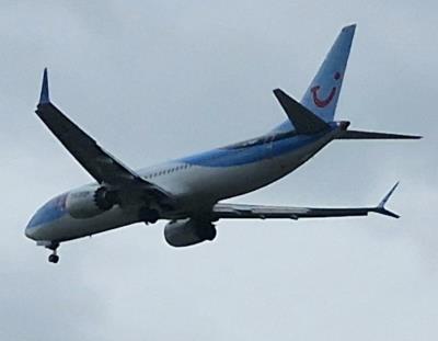Photo of aircraft G-TUMT operated by TUI Airways