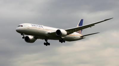 Photo of aircraft N38955 operated by United Airlines