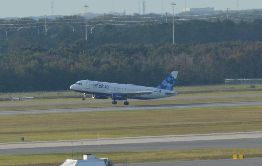 Photo of aircraft N665JB operated by JetBlue Airways