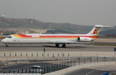 Photo of aircraft EC-FOG operated by Iberia