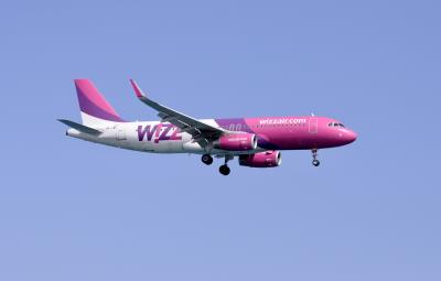 Photo of aircraft HA-LWV operated by Wizz Air