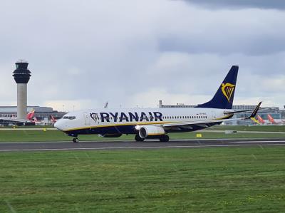 Photo of aircraft EI-FRM operated by Ryanair