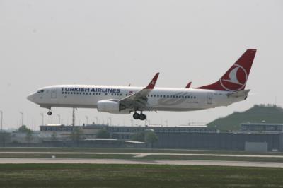 Photo of aircraft TC-JGI operated by Turkish Airlines