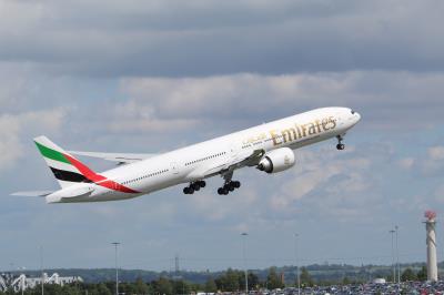 Photo of aircraft A6-EPR operated by Emirates