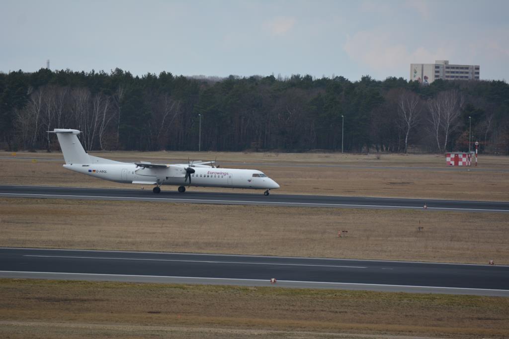 Photo of aircraft D-ABQL operated by Eurowings