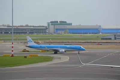 Photo of aircraft PH-EXD operated by KLM Cityhopper