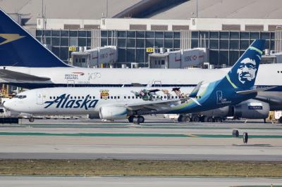 Image of aircraft registration N589AS - A 737-890(WL) operated by Alaska Airlines