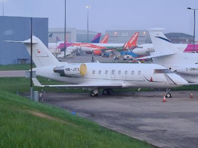 Photo of aircraft HB-JTZ operated by Execujet Europe AG