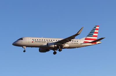 Photo of aircraft N287NN operated by American Eagle