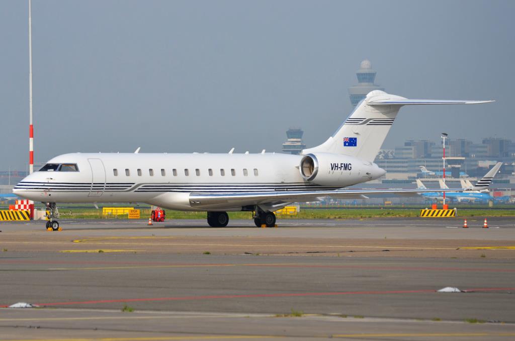 Photo of aircraft VH-FMG operated by FMG Air Pty Ltd