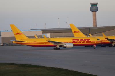 Image of aircraft registration G-DHLF - A 767-3JHF(ER)(WL) operated by DHL Air