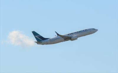 Photo of aircraft C-FUSM operated by WestJet