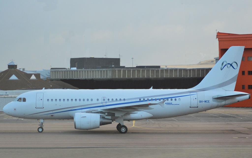 Photo of aircraft 9H-MCE operated by Comlux Aviation Malta