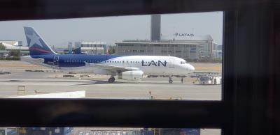 Photo of aircraft CC-COL operated by LATAM Airlines Chile