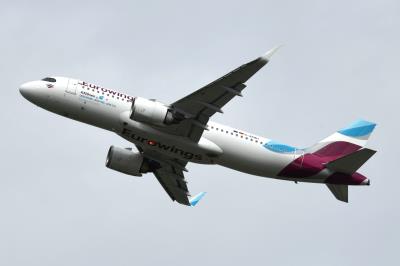 Photo of aircraft D-AENH operated by Eurowings