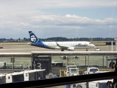 Image of aircraft registration N642QX - A ERJ-175LR (ERJ-170-200 LR) operated by Horizon Air