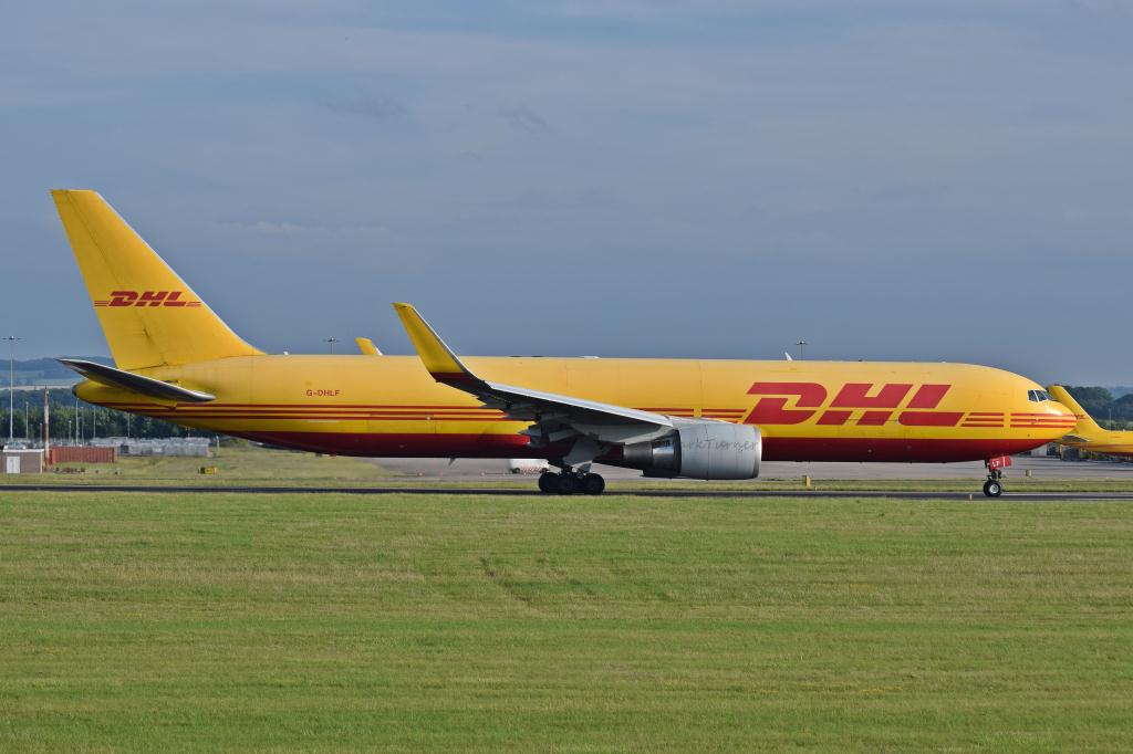 Photo of aircraft G-DHLF operated by DHL Air