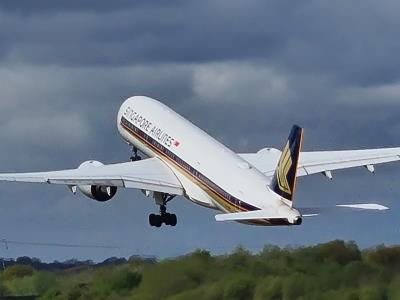 Photo of aircraft 9V-SMB operated by Singapore Airlines