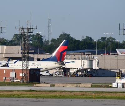 Photo of aircraft N963DZ operated by Delta Air Lines