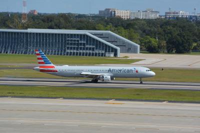 Photo of aircraft N154UW operated by American Airlines