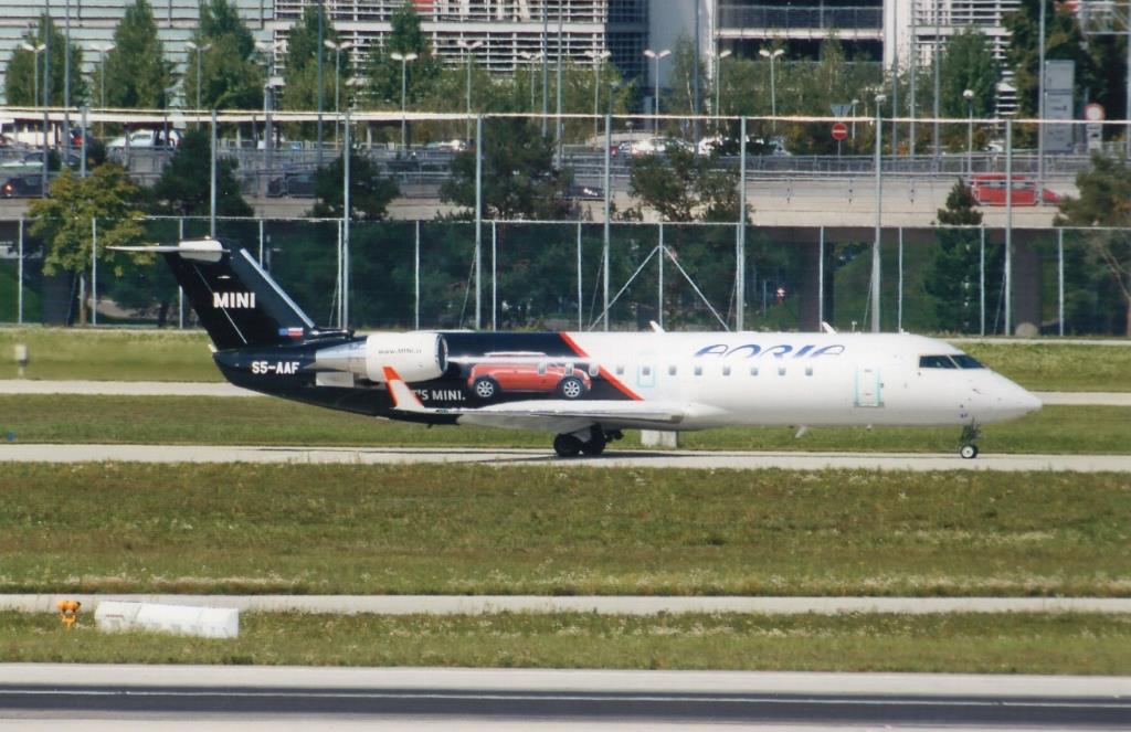 Photo of aircraft S5-AAF operated by Adria Airways