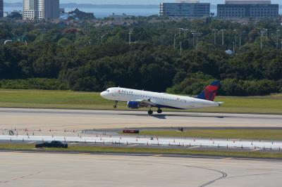 Image of aircraft registration N354NW - A A320-212 operated by Delta Air Lines