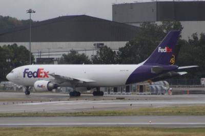 Photo of aircraft N657FE operated by Federal Express (FedEx)