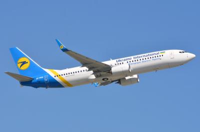 Photo of aircraft UR-PSW operated by Ukraine International Airlines