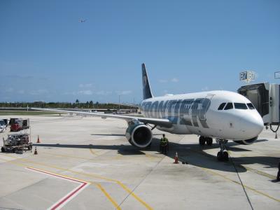 Photo of aircraft N935FR operated by Frontier Airlines