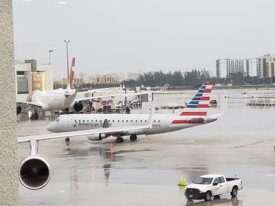 Photo of aircraft N417YX operated by American Eagle
