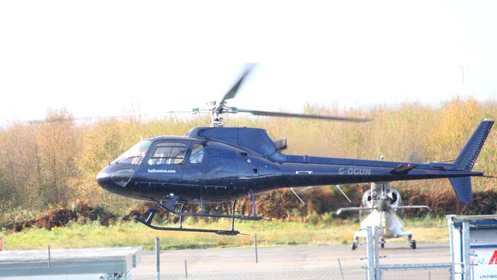 Photo of aircraft G-OGUN operated by Go Exclusive Ltd